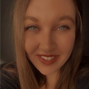 Meet your Posher, Mallory